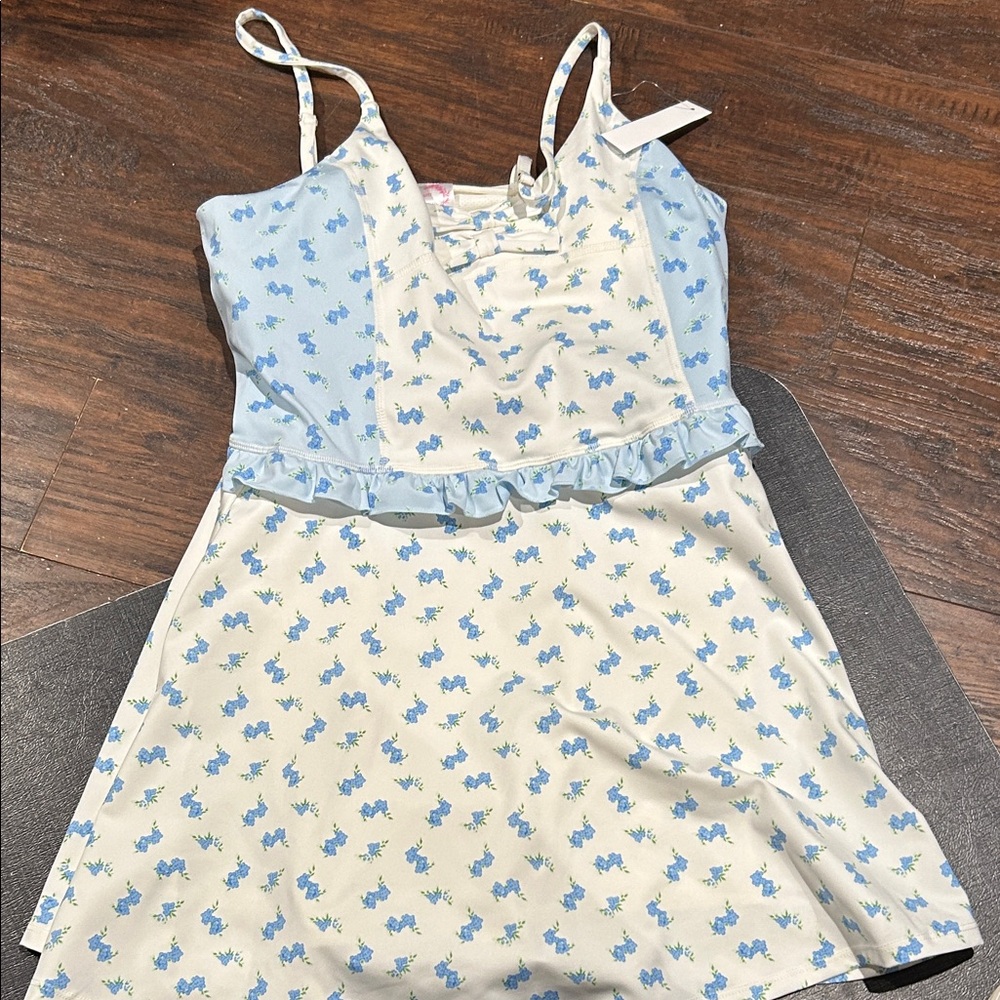 Women’s shabby chic blue fit dress Blue Floral Ruffle Cami Dress
